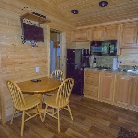 Oakzanita Springs Camping Resort Cottage 4 Descanso Esterno foto