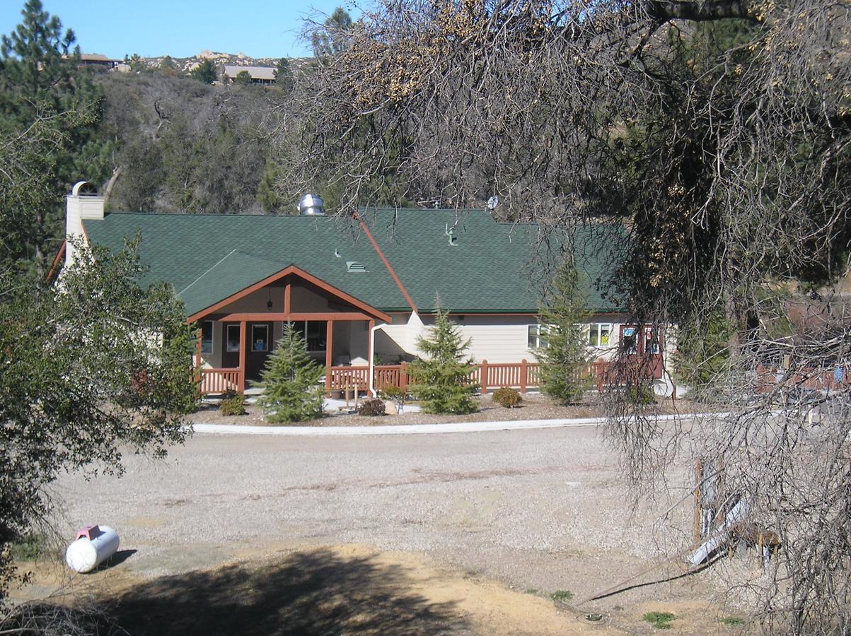 Oakzanita Springs Camping Resort Cottage 4 Descanso Esterno foto